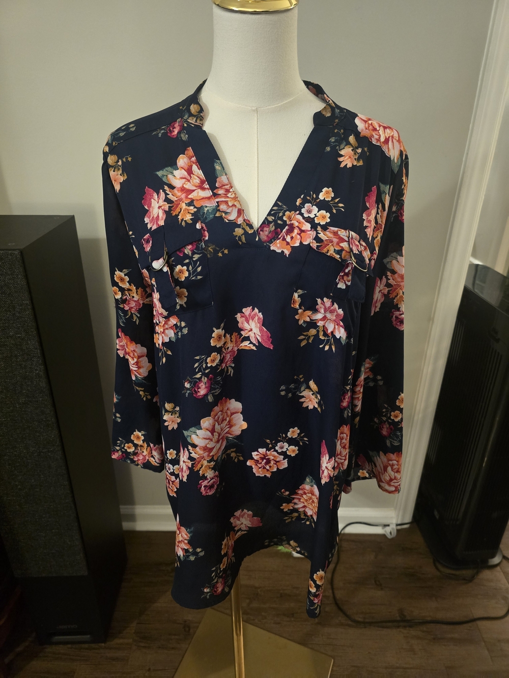 Rue21 Navy Floral Split-Neck Tunic